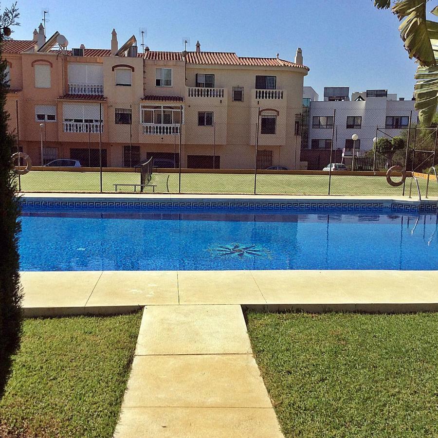 Piso Torre Del Mar Apartment Exterior foto