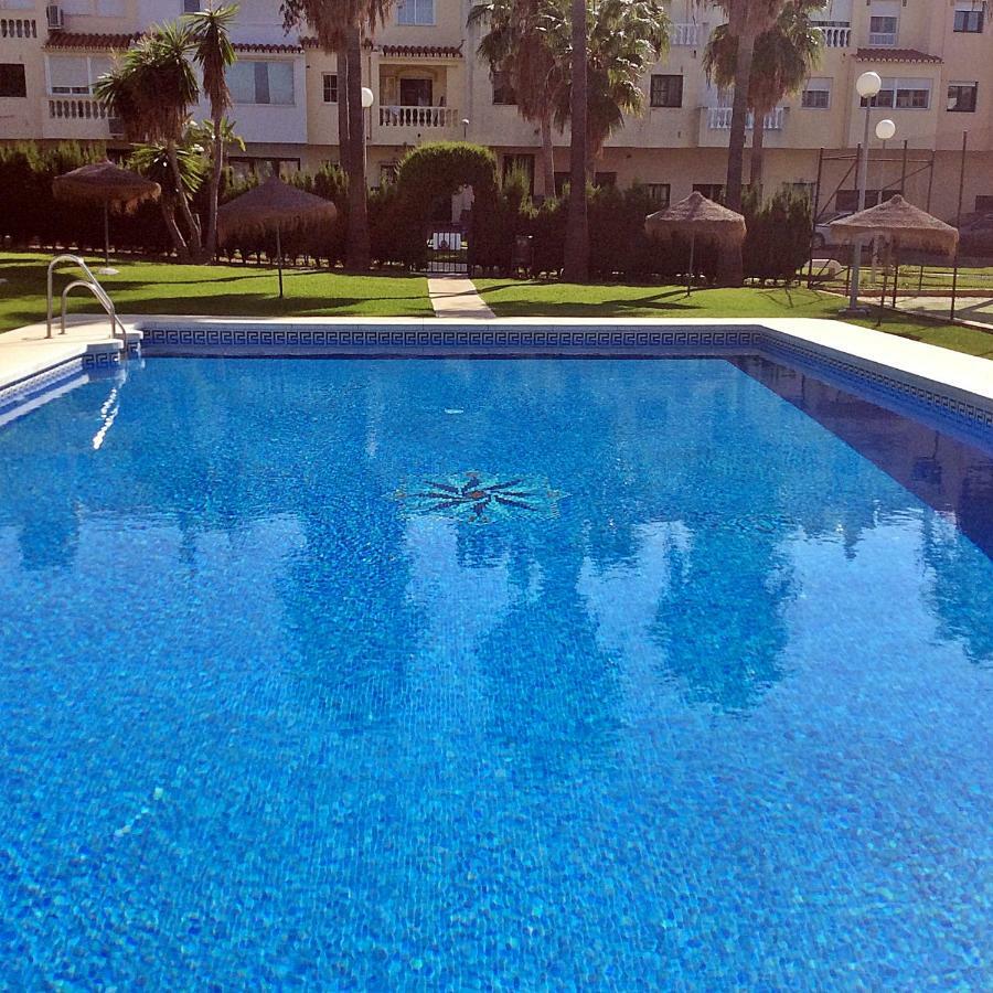 Piso Torre Del Mar Apartment Exterior foto